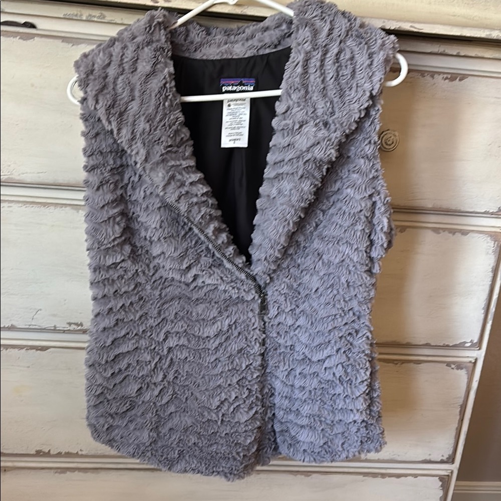 Patagonia Gray Lavender Women's Fleece Vest